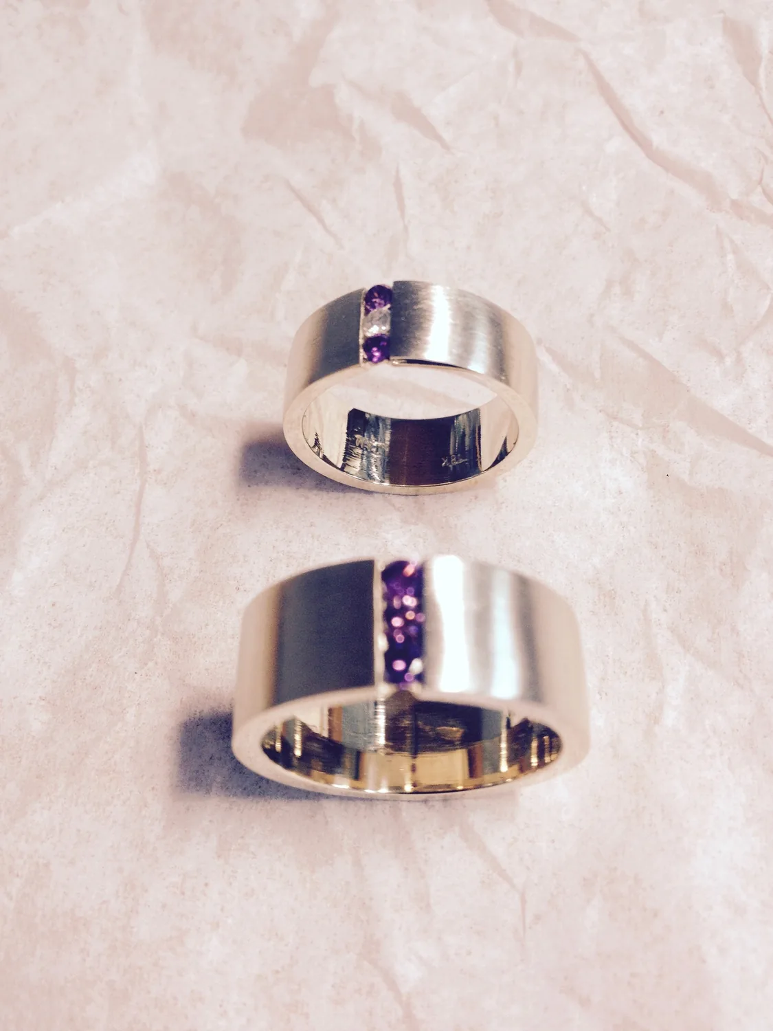 Set of gold bands